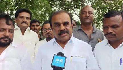 చంద్రబాబు ప్రజలకు చేసిన మోసాలను ఎండగడుతూ జూన్ 4న 'వెన్నుపోటు దినం' పేరుతో నిరసన జిల్లా అధ్యక్షుడు అనంత వెంకట్రామిరెడ్డి