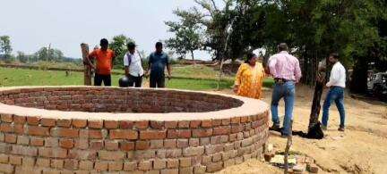 दाड़ी: डाडी बीडीओ ने होन्हेमोढा पंचायत में विकास योजनाओं का निरीक्षण किया, जल्द पूरा करने का निर्देश दिया