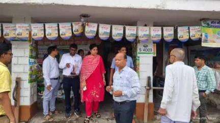 सूरजपुर: जयनगर में नकली DAP खाद बनाने वाली फैक्ट्री में छापा, नकली खाद पैक करते हुए पकड़ी गई