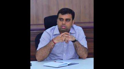 భారీ వ‌ర్షాల‌ను ఎదుర్కొని సీజనల్ వ్యాధుల పట్ల అప్రమత్తంగా ఉండాలి: కలెక్టర్ టీఎస్ చేతన్