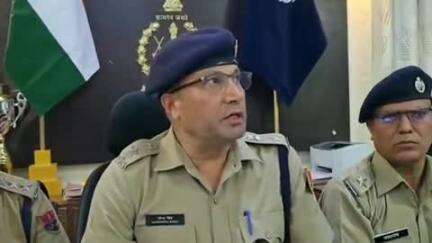 बाड़मेर: बाड़मेर पुलिस की 31 टीमों ने 111 चिन्हित स्थानों पर दी दबिश, 22 अपराधियों को किया गिरफ्तार