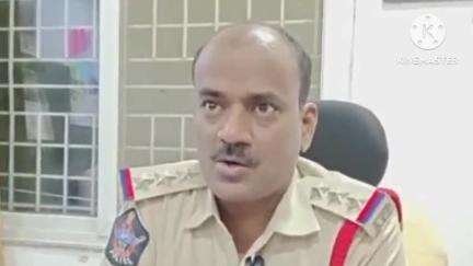 పట్టణంలో ఇంటి ముందర అరుగుపై కూర్చొని ప్రమాదవశాత్తు కిందపడి మృతి చెందిన ఘటనలో కేసు నమోదు