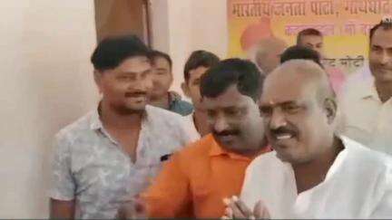 कटरा: कटरा प्रखंड मुख्यालय में बिहार सरकार के मंत्री और वैशाली सांसद ने बीस सूत्री कार्यालय का उद्घाटन किया