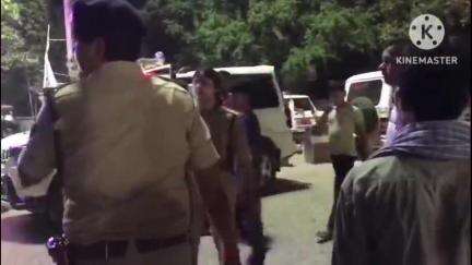 बगहा: रामनगर में एएसपी के नेतृत्व में सघन वाहन जांच अभियान चलाया गया