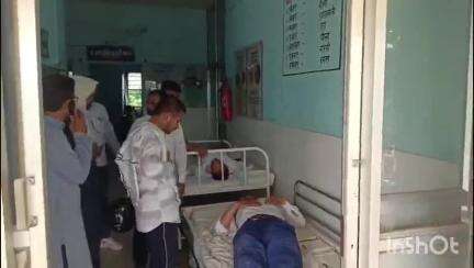 नुआंव: अकोढ़ी पुल के समीप स्कॉर्पियो की चपेट में आने से बाइक सवार एक अधिवक्ता सहित 2 लोग घायल