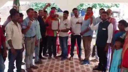 जरमुण्डी: गणेश भंडारी राजद जरमुंडी प्रखंड अध्यक्ष व छतीस महतो बासुकीनाथ नगरपंचायत अध्यक्ष बने