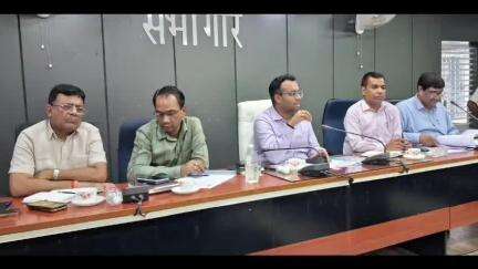 सिवान: आसन्न विधानसभा चुनाव-2025 से संबंधित निर्वाचन विभाग की महत्वपूर्ण बैठक ज़िला पदाधिकारी, सिवान की अध्यक्षता में संपन्न