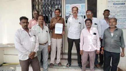 ધંધુકા: ધંધુકા શહેરમાં લાઈટના ધાંધિયા સામે અપક્ષ સદસ્યનો ઘેર લહજો–જી.ઈ.બી.ને તાત્કાલિક પગલાં લેવાની માંગ.
#ધંધુકા #dhandhuka