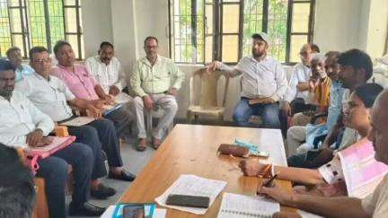इमामगंज: इमामगंज प्रखंड के बीआरसी में विधायक दीपा कुमारी ने प्रधानाध्यापकों के साथ की बैठक