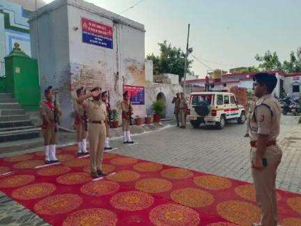 शाहजहांपुर: अपर पुलिस अधीक्षक नगर देवेन्द्र कुमार ने थाना कोतवाली का अर्धवार्षिक निरीक्षण किया