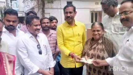 గాజువాక: సుందరయ్య కాలనీలో సామాజిక పెన్షన్ల పంపిణీ కార్యక్రమంలో పాల్గొన్న గాజువాక ఎమ్మెల్యే పల్లా శ్రీనివాస్
