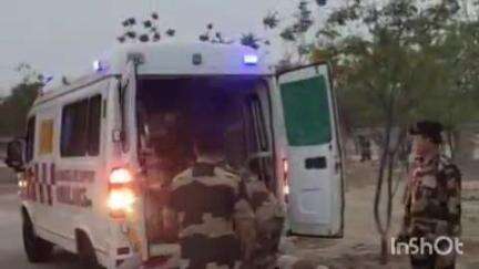 जैसलमेर: जैसलमेर के मिलिट्री स्टेशन पर एयर स्ट्राइक मॉक ड्रिल में सेना के जवानों ने दिखाई तत्परता, घायलों का किया उपचार