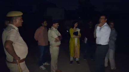 चूरू: ऑपरेशन शील्ड के तहत पंखा रोड, सिविल लाइन्स सहित शहर के चुनिंदा क्षेत्रों में हुआ ब्लैकआउट का अभ्यास