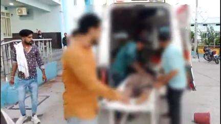 नीमच: प्रतापपुरा में सड़क हादसे में महिला की मौत, नीमच ज़िला चिकित्सालय में हुआ पोस्टमार्टम