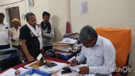 रॉबर्ट्सगंज: बिजली विभाग के एक्सईएन सोनभद्र ने बताया, 1 KW के मीटर का बिल न्यूनतम 10% और 2 KW मीटर का बिल 25% से कम नहीं जमा होगा