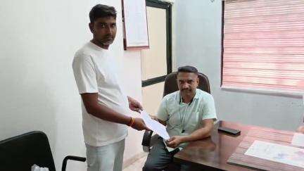 લખતર: લખતર ગ્રામ પંચાયતના સદસ્ય દ્વારા અંડર ગ્રાઉન્ડ ગેસ પાઇપલાઇન નાખવા ને લઈ અરજી કરવામાં આવી #jansamsya