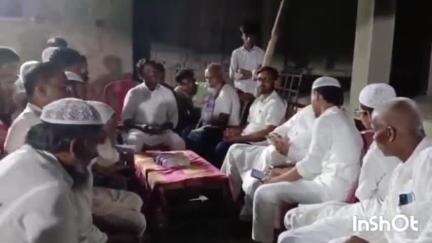 बेनीपट्टी: बेनीपट्टी में पूर्व केंद्रीय मंत्री मो असरफ अली फातमी ने मृतक के परिजनों से मुलाकात की