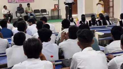 पन्ना: शासकीय पॉलीटेक्निक महाविद्यालय पन्ना में नेहरू युवा केन्द्र के तत्वाधान में संगोष्ठी आयोजित