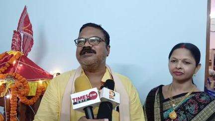ବଲାଙ୍ଗୀର: ଶୀତଳ ଷଷ୍ଠୀ ଉପଲକ୍ଷେ ବରପାଲି ପଡ଼ା ଠାରେ ମାତା ପାର୍ବତୀଙ୍କ ଝିଅ ରୂପେ ପାଇ ପ୍ରତିକ୍ରିୟା ରଖିଲେ କଳ୍ପିତ ମାତା ପିତା ଓ ଶ୍ରଦ୍ଧାଳୁ