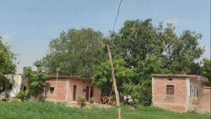 बदलापुर: विद्युत-पानी से वंचित पुरानी बाजार के वार्ड संख्या 7 की विश्वकर्मा बस्ती, नगरवासी परेशान #jansamasya