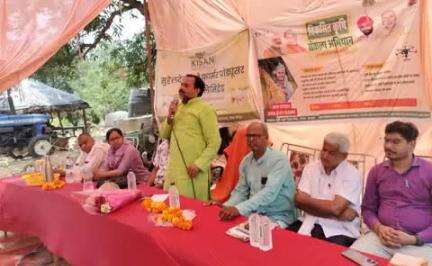 बहराइच : विकसित कृषि संकल्प अभियान अन्तर्गत जनपद के ब्लॉकों पयागपुर व नवाबगंज के ग्रामों में  किसान गोष्ठी आयोजित