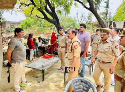 बिल्हौर: बिल्हौर पहुंचे डीसीपी ने खुद चोरी के घटनास्थल का किया निरीक्षण, फोरेंसिक टीम लगाई