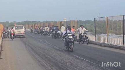ઉમરેઠ: ઉમરેઠના લાલપુરા પાસે મહીસાગર નદીના બ્રિજ પરથી અજાણ્યા ઈસમએ મોતની છલાંગ લગાવી