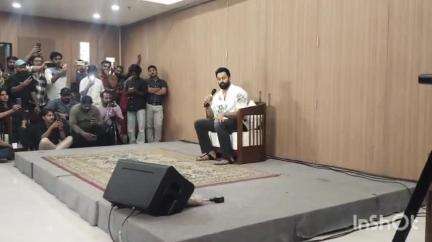 കണയന്നൂർ: മാനേജർ എന്നവകാശപ്പെട്ട വിപിൻ തനിക്കെതിരെ ഉന്നയിച്ച ആരോപണങ്ങളെല്ലാം വ്യാജം എന്ന് നടൻ ഉണ്ണി മുകുന്ദൻ കുണ്ടന്നൂരിൽ പറഞ്ഞു