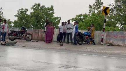 जशपुर: लोरो घाटी में तेज रफ्तार बाइक और स्कॉर्पियो की भिड़ंत, युवक हुआ घायल