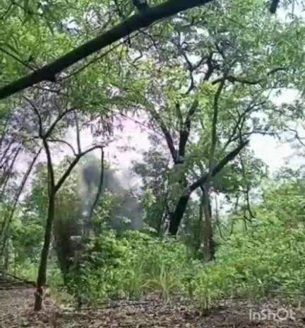 ମାଲକାନଗିରି: ଜିଲ୍ଲା ସୀମାନ୍ତ ଅବୁଝାମାଡ଼ ଜଙ୍ଗଲରେ ଯବାନ ମାନେ ତଲାସୀ ଅଭିଯାନ ବେଳେ ମାଓବାଦୀ ଖଞ୍ଜିଥିବା ୧୦ଟି ଆଇଡି ବୋମାକୁ ନିଷ୍କ୍ରିୟ କଲେ