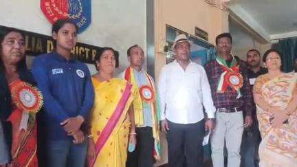 বরাবাজার: এশিয়া কাপে তীরন্দাজিতে সোনা জয়ী বাসন্তীকে নিয়ে সিন্দরী ও বরাবাজারে অভিনন্দন মিছিল, উপস্থিত বিধায়ক