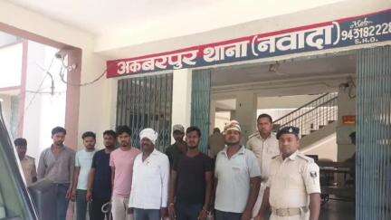 अकबरपुर: अकबरपुर पुलिस ने विभिन्न स्थानों पर छापेमारी कर 7 अभियुक्तों को किया गिरफ्तार, भेजा न्यायालय
