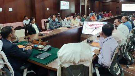 बागेश्वर: जिलाधिकारी ने पशु क्रूरता निवारण समिति की बैठक में की गौसदनों की समीक्षा, दिए महत्वपूर्ण निर्देश