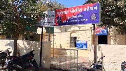 વઢવાણ: રતનપર બાયપાસ રોડ પર યુવાનને માર મારી લૂંટ કરવા મામલે વઢવાણ પોલીસ મથકે ફરિયાદ નોંધાઇ