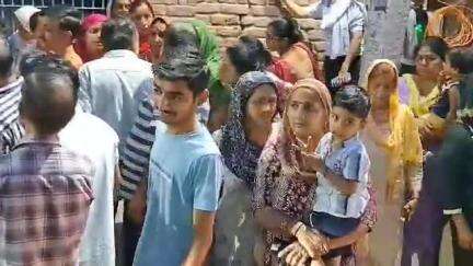 सिरसा: #jansasya वार्ड नंबर 10 के वासी पानी की समस्या से परेशान,वार्ड पार्षद बोले अधिकारी नहीं कर रहे सुनवाई