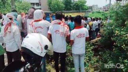 পুরুলিয়া ২: ভূমিজ উন্নয়ন পর্ষদের হেড অফিসের ভূমি পুজো করতে গিয়ে স্থানীয় মানুষের বাধার মুখে পড়লেন  দুলমি  এলাকায়