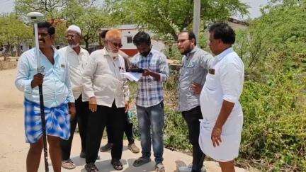 ఎమ్మిగనూరు: ఎమ్మిగనూరు (మం) గోనెగండ్ల లో నంబర్ 461/A1లో స్థలం సర్వే చేసి ఆక్రమణకు గురైన భూమి వక్ఫ్ బోర్డు కు చెందినదిగా గుర్తింపు..