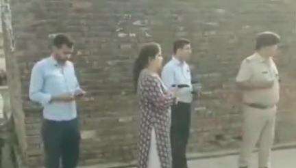 जसपुर: प्रशासन और पुलिस ने मिलकर नगर के विभिन्न क्षेत्रों में जाकर सत्यापन अभियान चलाया