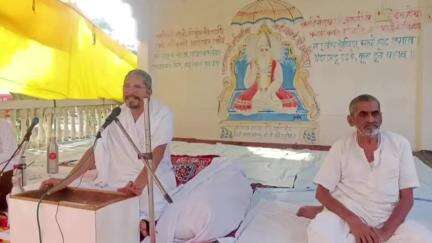 सुठालिया: गोलाखेड़ा रोड स्थित कबीर आश्रम में चल रहे 3 दिवसीय विशाल सत्संग का दूसरा दिन, साधना के बिना साधन भी सुख नहीं दे सकते