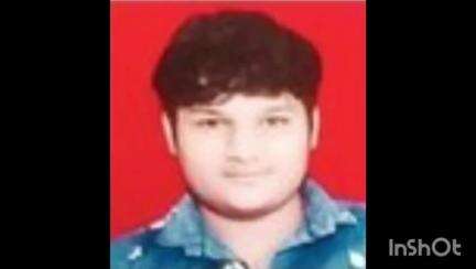 बार्शी: बार्शी सौंदरेजवळ कारच्या धडकेत दुचाकीवरील २० वर्षीय तरुण ठार; पाठीमागील एक जण जखमी