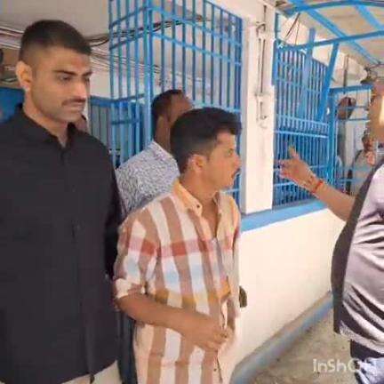 মাটিগাড়া: পেট্রোল পাম্পের মহিলা কর্মীকে মারধর ও শ্লীলতাহানির অভিযোগে ফুলবাড়ি থেকে গ্রেপ্তার TMC নেতা