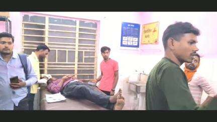 बिश्रामपुर: रेहला कोयल पुल पर मोटरसाइकिल और लूना की टक्कर में एक व्यक्ति घायल