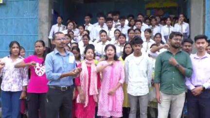 ছিপাঝাৰ: ছিপাঝাৰৰ গুৰুব্ৰহ্মা চিনিয়ৰ চেকেণ্ডেৰী স্কুলত  চুৰি কাণ্ড,চোৰে বিৰুদ্ধে বিদ্যালয়‌খনৰ ছাত্ৰ ছাত্ৰী‌ বহিল ধৰ্ণাত