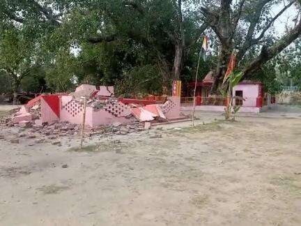 दूधियापुर स्टेशन के पास सतवैया धाम को क्या नष्ट