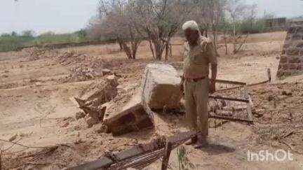 पोकरण: राजमथाई क्षेत्र में भूमाफियाओं ने वन विभाग की जमीन पर अतिक्रमण का किया प्रयास, दीवार को किया क्षतिग्रस्त
