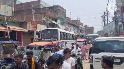 वारिसलीगंज: वारिसलीगंज नगर परिषद के शहरी क्षेत्र में नहीं है कोई स्थाई बस स्टैंड, जिसके कारण दिनों भर लगा रहता है जाम। #jansamasya