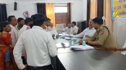 आंवला: आंवला में समाधान दिवस का आयोजन, 114 शिकायतों में से केवल 15 का निस्तारण, राजस्व विभाग की 43 शिकायतें सबसे ज्यादा