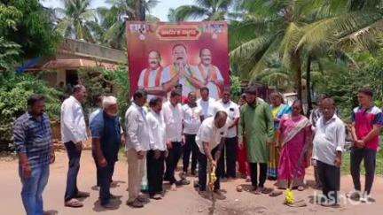 ಉಡುಪಿ: ಕಾಪುವಿನಲ್ಲಿ 75 ಲಕ್ಷ ಕಾಮಗಾರಿಗೆ ಗುದ್ದಲಿ ಪೂಜೆ ನೆರವೇರಿಸಿದ ಶಾಸಕ ಗುರ್ಮೆ ಸುರೇಶ ಶೆಟ್ಟಿ