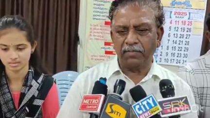 గుంటూరు: మే 12 నుంచి 22 వరకు ఐఏఎస్ ఫౌండేషన్ తరగతులు నిర్వహిస్తున్నాం : మాజీ ఎమ్మెల్సీ లక్ష్మణరావు