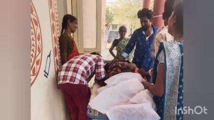 ఆలూరు: ఆస్పరిలో ప్రధాన రహదారిలో ఆటో బైక్ ఢీ..ఒకరు మృతి, మరొకరి పరిస్థితి విషమం